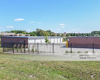 Photo 4 of Highline Storage - 3936 121st Street, Urbandale, IA