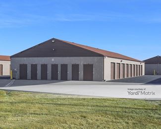 Photo 2 of StorageMart - 175 North 10th Street, Waukee, IA
