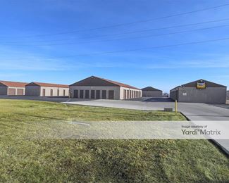 Photo 3 of StorageMart - 175 North 10th Street, Waukee, IA