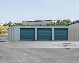 Photo 4 of Superior Storage - 3690 Commerce Drive, Madison, WI