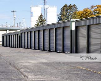 Photo 3 of North Park Storage - 255 Industrial Circle, Stoughton, WI