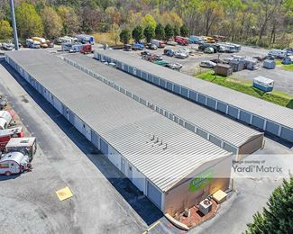 Photo 5 of Extra Space Storage - 9220 Beatties Ford Road, Huntersville, NC
