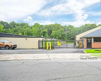 Photo 3 of Extra Space Storage - 1400 Orchard Lake Drive, Charlotte, NC