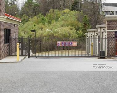 Storage Units for Rent available at 7828 North Tryon Street, Charlotte, NC 28262
