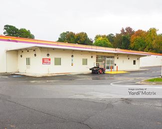 Photo 3 of Public Storage - 4555 South Blvd, Charlotte, NC