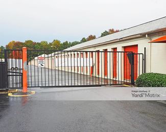 Photo 4 of Public Storage - 3912 Wilkinson Blvd, Charlotte, NC