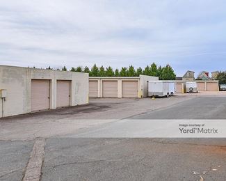Photo 2 of Roll Up Self Storage - 409 Jetton Street, Davidson, NC