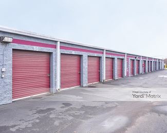 Photo 2 of Lakeside Mini Storage - 18630 Statesville Road, Cornelius, NC
