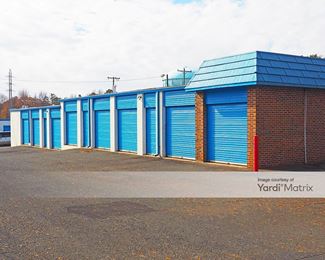 Photo 4 of Mini Storage Center, The - 4500 Monroe Road, Charlotte, NC
