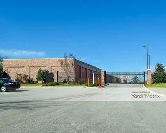 Photo 4 of Public Storage - 4560 Charlotte Hwy, Lake Wylie, SC