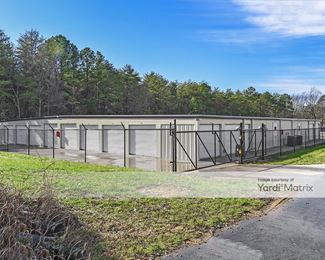 Photo 2 of Mr. Storage - 1027 Central Drive, Concord, NC