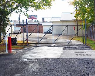 Photo 2 of South End Self Storage - 124 Scaleybark Road, Charlotte, NC
