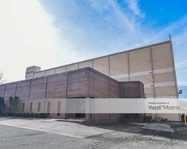 Storage Units for Rent available at 604 West Morehead Street, Charlotte, NC 28208