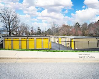 Photo 4 of Devon Self Storage - 4207 Hilltop Road, Greensboro, NC