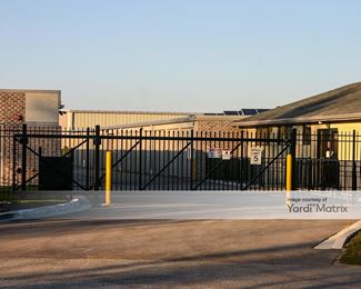 Photo 2 of Self Storage of Brookfield - 16580 Pheasant Drive, Brookfield, WI