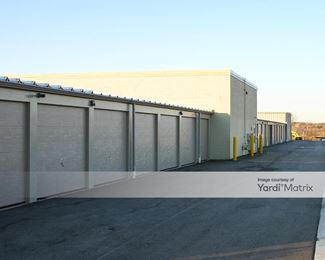 Photo 4 of Self Storage of Brookfield - 16580 Pheasant Drive, Brookfield, WI