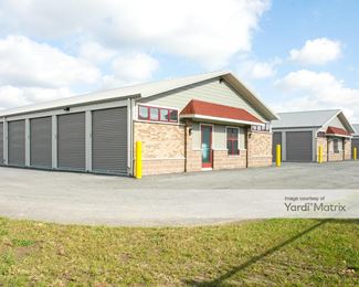 Photo 2 of Brothers Storage - 1080 Oconomowoc Pkwy, Oconomowoc, WI