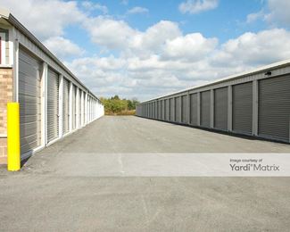 Photo 3 of Brothers Storage - 1080 Oconomowoc Pkwy, Oconomowoc, WI