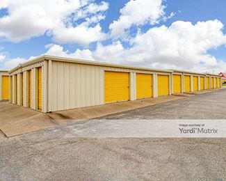 Photo 5 of Devon Self Storage - 2280 East Main Street, League City, TX