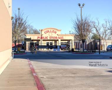Storage Units for Rent available at 9447 Cullen Blvd, Houston, TX 77051