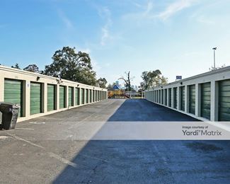 Photo 4 of Houston Self Storage - 215 Wynne Street, Houston, TX