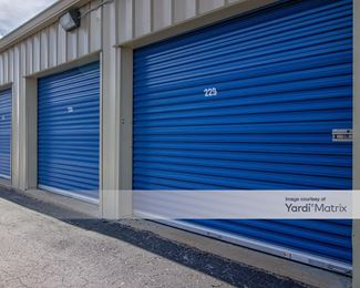 Photo 2 of CubeSmart Self Storage - 300 East Little York Road, Houston, TX