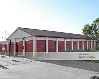 Photo 2 of Public Storage - 2915 North 23rd Street, La Porte, TX