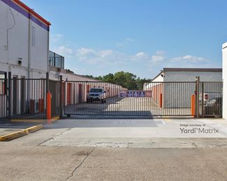 Photo 2 of Public Storage - 401 East NASA Road 1, Webster, TX