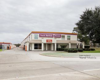 Photo 2 of Public Storage - 17050 North Freeway, Houston, TX