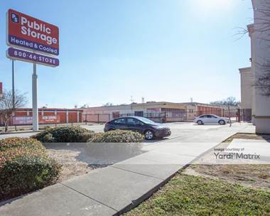 Storage Units for Rent available at 8430 Gulf Fwy, Houston, TX 77017
