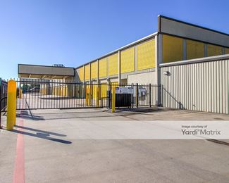 Photo 5 of Extra Space Storage - 802 East Richey Road, Houston, TX