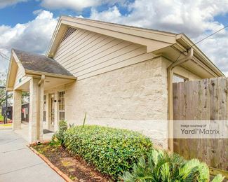 Photo 2 of Devon Self Storage - 4155 Fairway Plaza Drive, Pasadena, TX