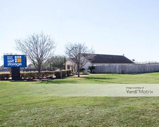 Photo 4 of Devon Self Storage - 4155 Fairway Plaza Drive, Pasadena, TX