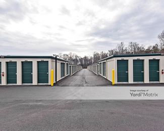 Photo 3 of Farmhouse Storage - 2146 Salisbury Hwy, Statesville, NC
