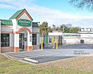 Photo 2 of Extra Space Storage - 2720 University Pkwy, Winston Salem, NC