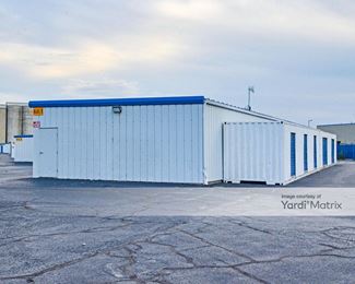 Photo 3 of Storage Rentals of America - 1201 West Canal Street, Milwaukee, WI