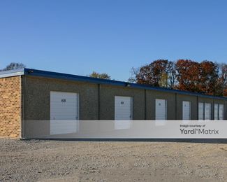 Photo 3 of Storage Rentals of America - N60W14944 Bobolink Avenue, Menomonee Falls, WI