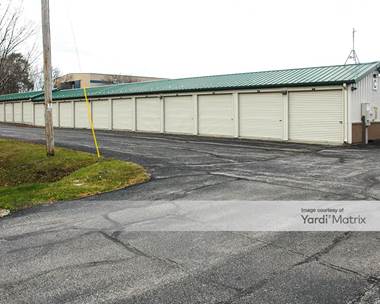 Storage Units for Rent available at 900 Silvernail Road, Pewaukee, WI 53072