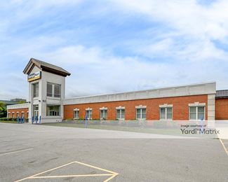 Photo 3 of StorageMart - 2601 South Moorland Road, New Berlin, WI