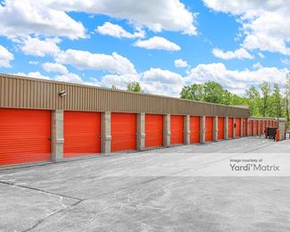 Photo 4 of Public Storage - 102 NW Spaten Court, Germantown, WI