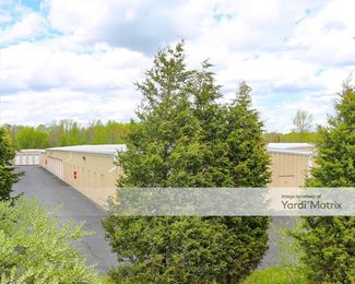 Photo 2 of Pioneer Storage - 122 North Port Washington Road, Grafton, WI