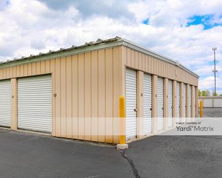 Photo 4 of Pioneer Storage - 122 North Port Washington Road, Grafton, WI