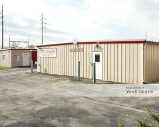 Photo 3 of Stonewood Self Storage - 399 Zion Street, Hartland, WI