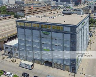 Photo 4 of Extra Space Storage - 420 West St. Paul Avenue, Milwaukee, WI