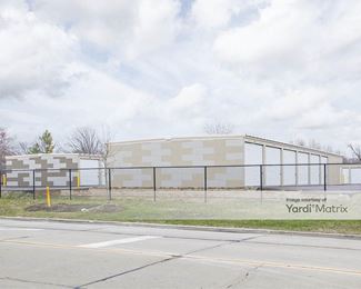 Photo 4 of South Milwaukee Self Storage - 1005 Columbia Avenue, South Milwaukee, WI