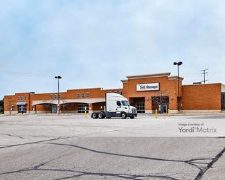 Photo 2 of Menards Self Storage - 8120 West Brown Deer Road, Milwaukee, WI