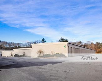 Photo 4 of iStorage - 102 Broadway, Lynnfield, MA