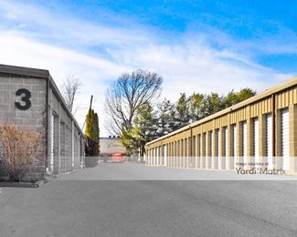 Photo 4 of iStorage - 125 Recreation Park Drive, Hingham, MA