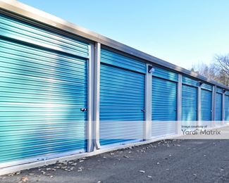 Photo 2 of Tyngsboro Self Storage - 324 Middlesex Road, Tyngsborough, MA