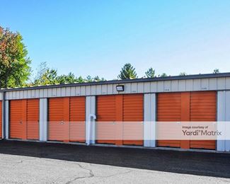 Photo 2 of Bresnahan Moving-Storage - 155 Plaistow Road, Plaistow, NH